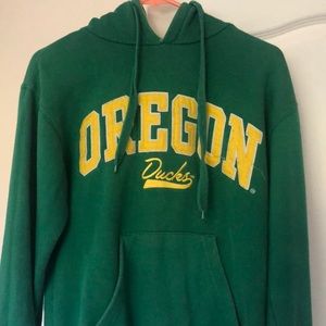 Vintage Oregon ducks sweater